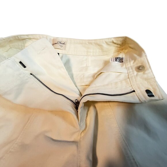 Universal Thread Womens Cream High-Waisted Cotton Blend Shorts Size 2Casual Wear - Picture 9 of 11